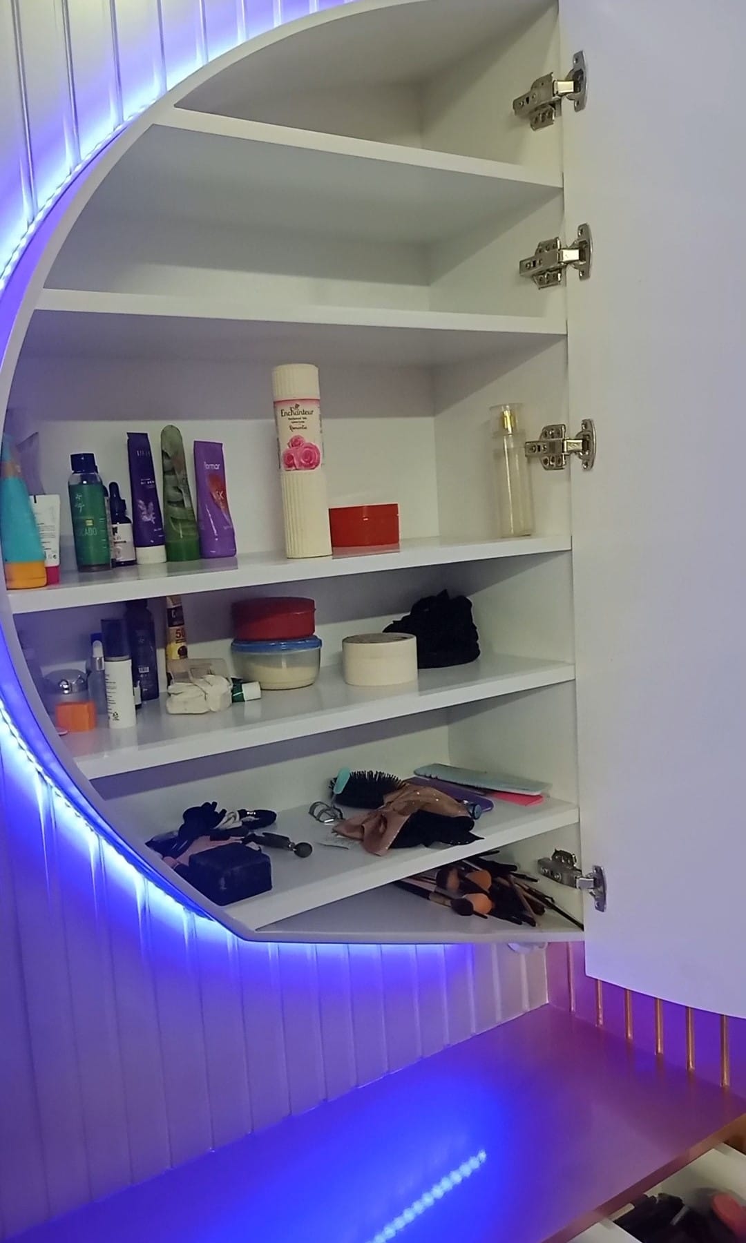 Cupboard Design (07)