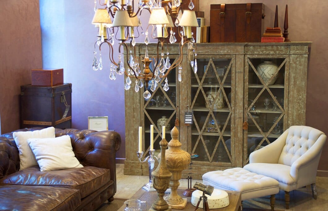 Mid-century modern furniture and vintage decor pieces-2025-interior-design-trends-by-mbm-interior-design
